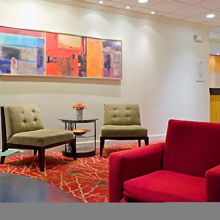 Ramada Plaza By Wyndham Cranbury/S Brunswick Hotel & Conf Ctr Jamesburg Interior photo