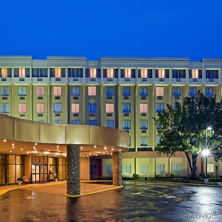 Ramada Plaza By Wyndham Cranbury/S Brunswick Hotel & Conf Ctr Jamesburg Exterior photo