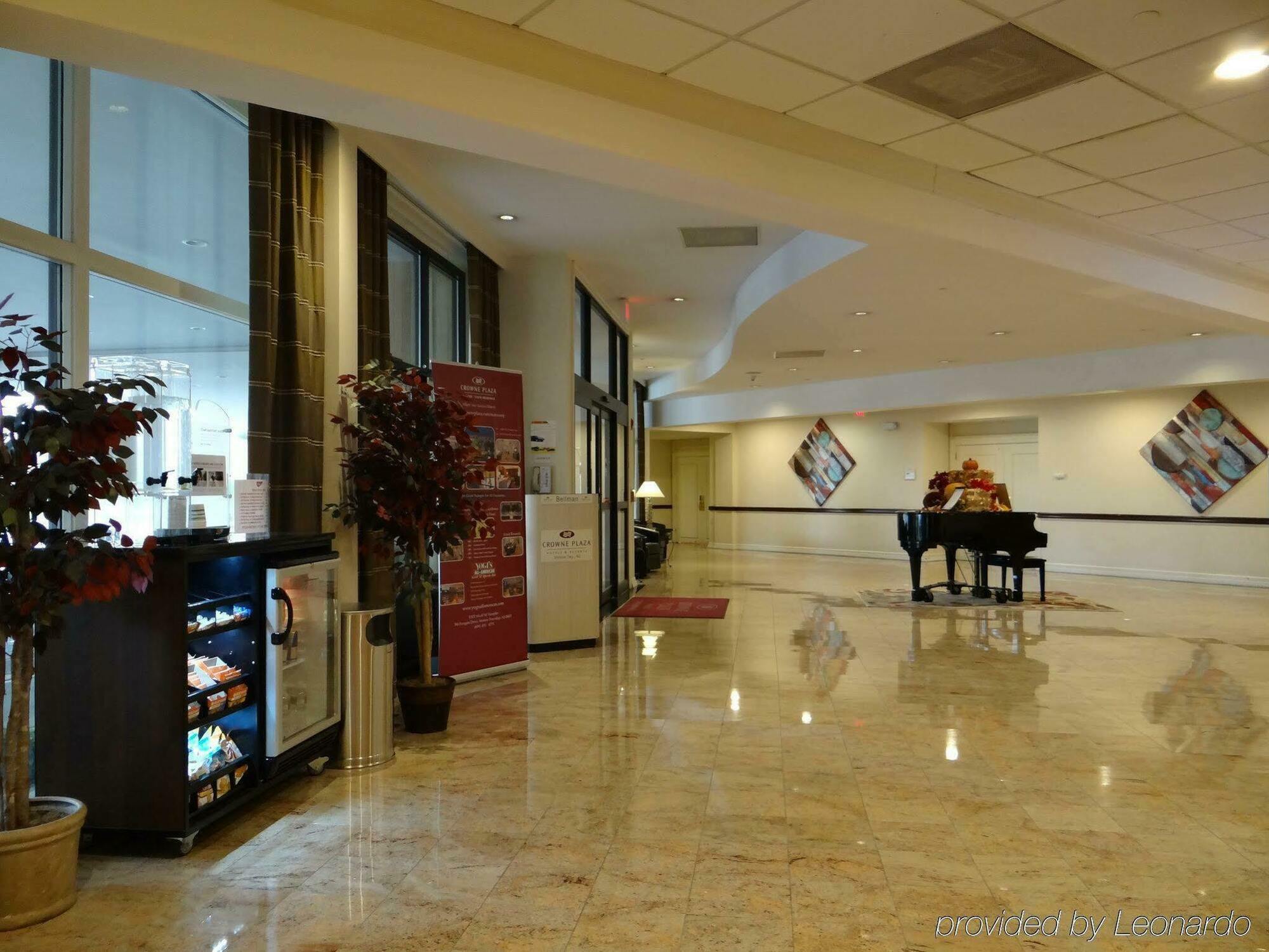 Ramada Plaza By Wyndham Cranbury/S Brunswick Hotel & Conf Ctr Jamesburg Exterior photo